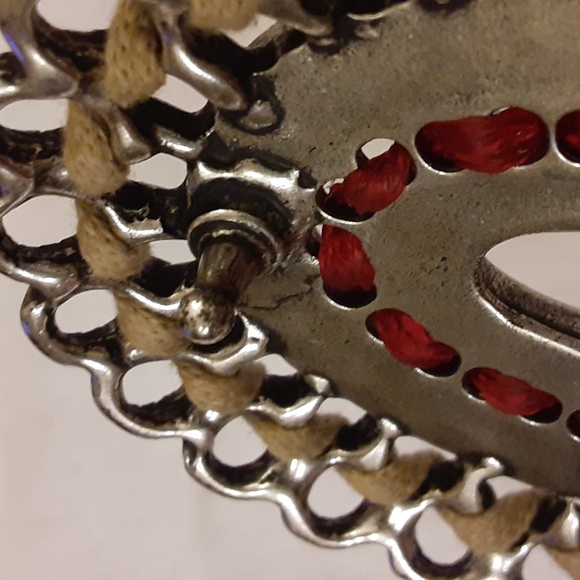 Backstreet Ahead Belt..Medium  brown leather.. heavy silver embellished buckle - Picture 5 of 12